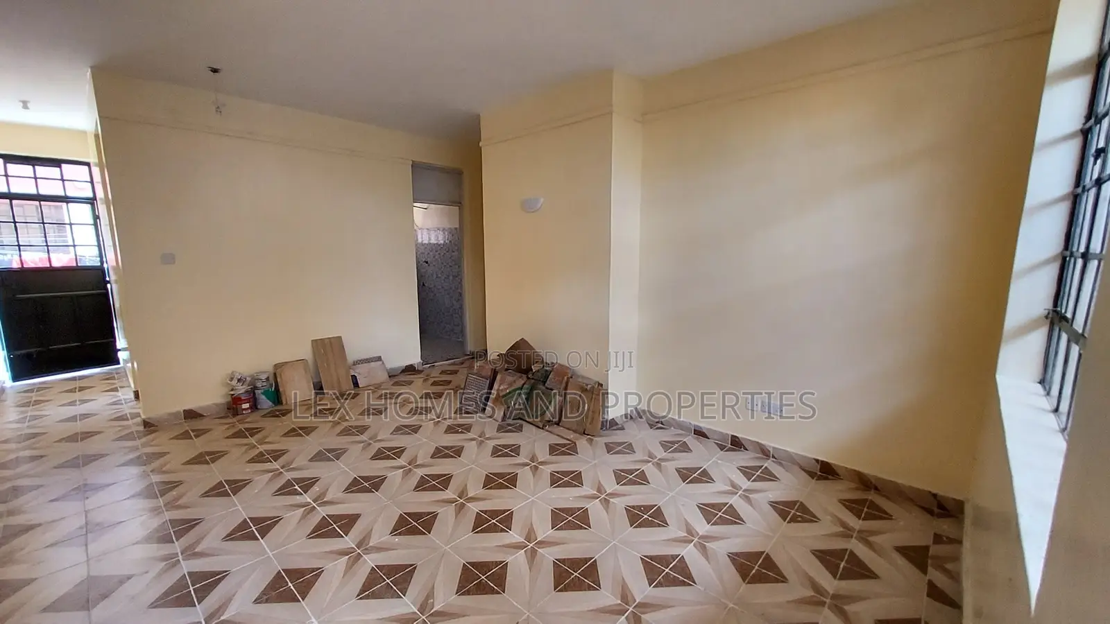 Mini Flat in Maasai Lodge for rent