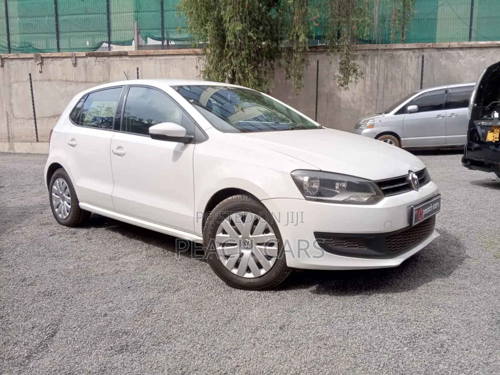 Volkswagen Polo 2012 White