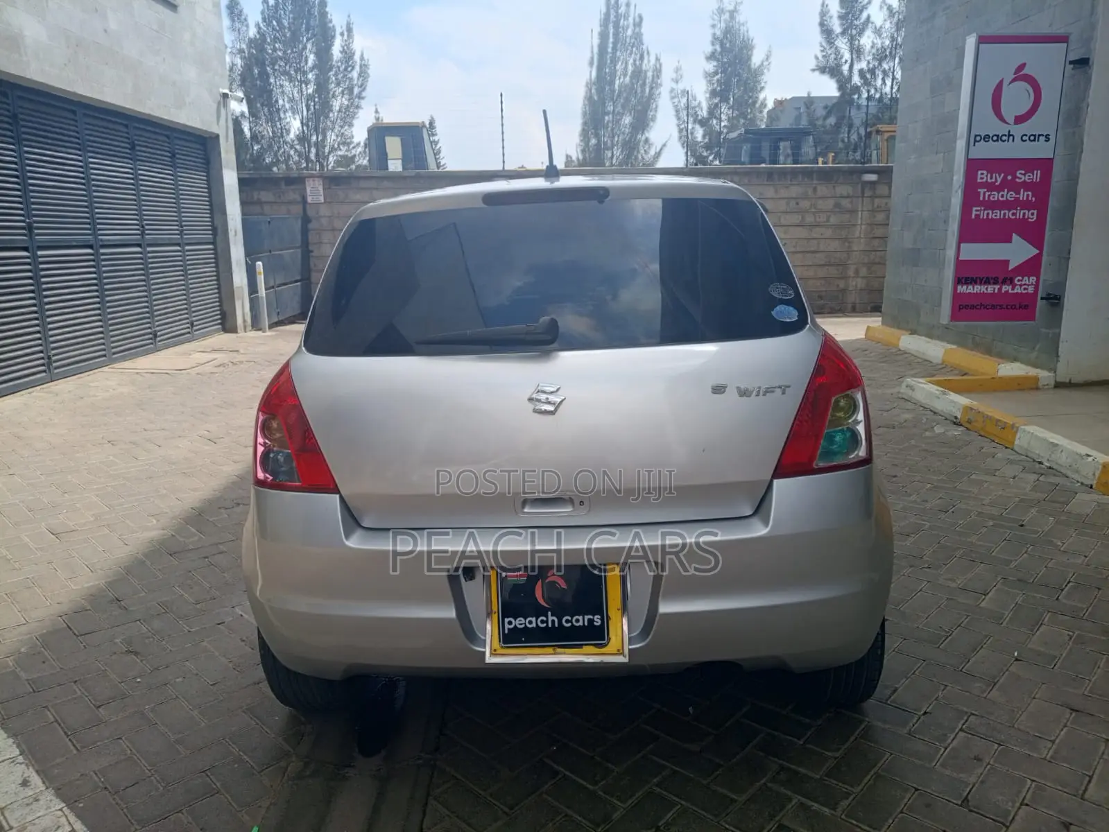 Suzuki Swift 2010 Silver