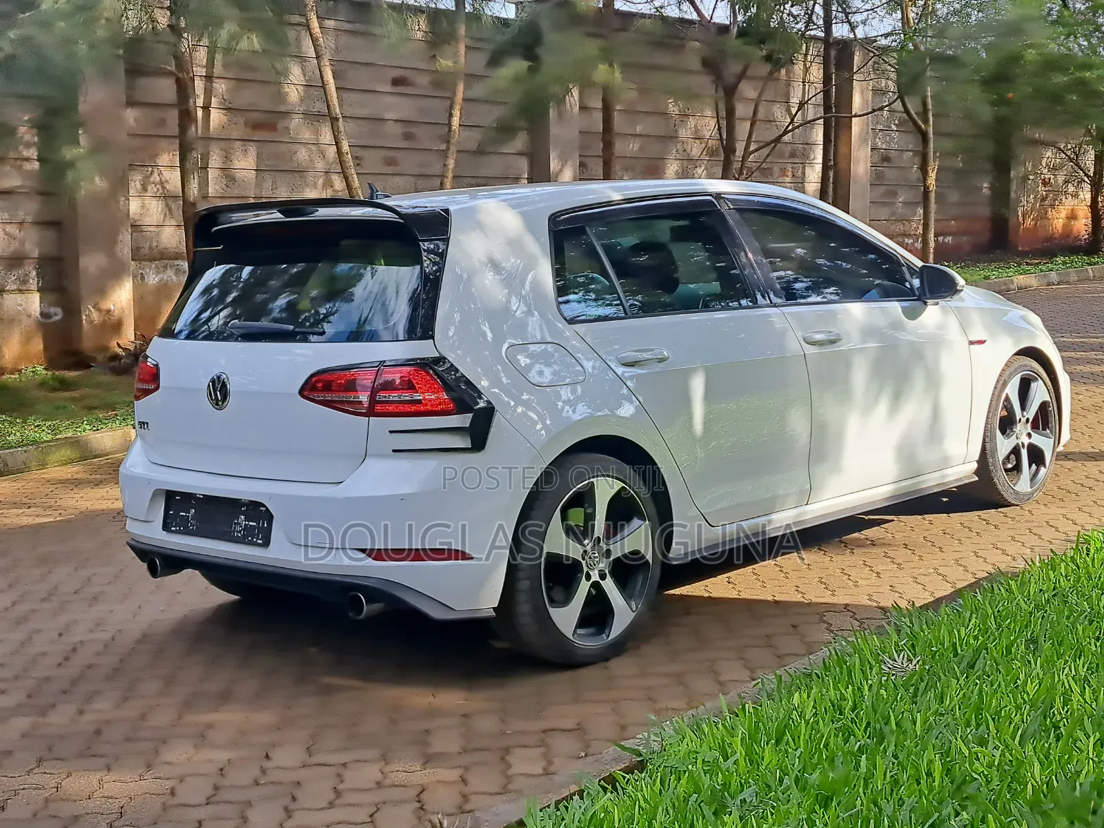 Volkswagen Golf GTI 2015 White