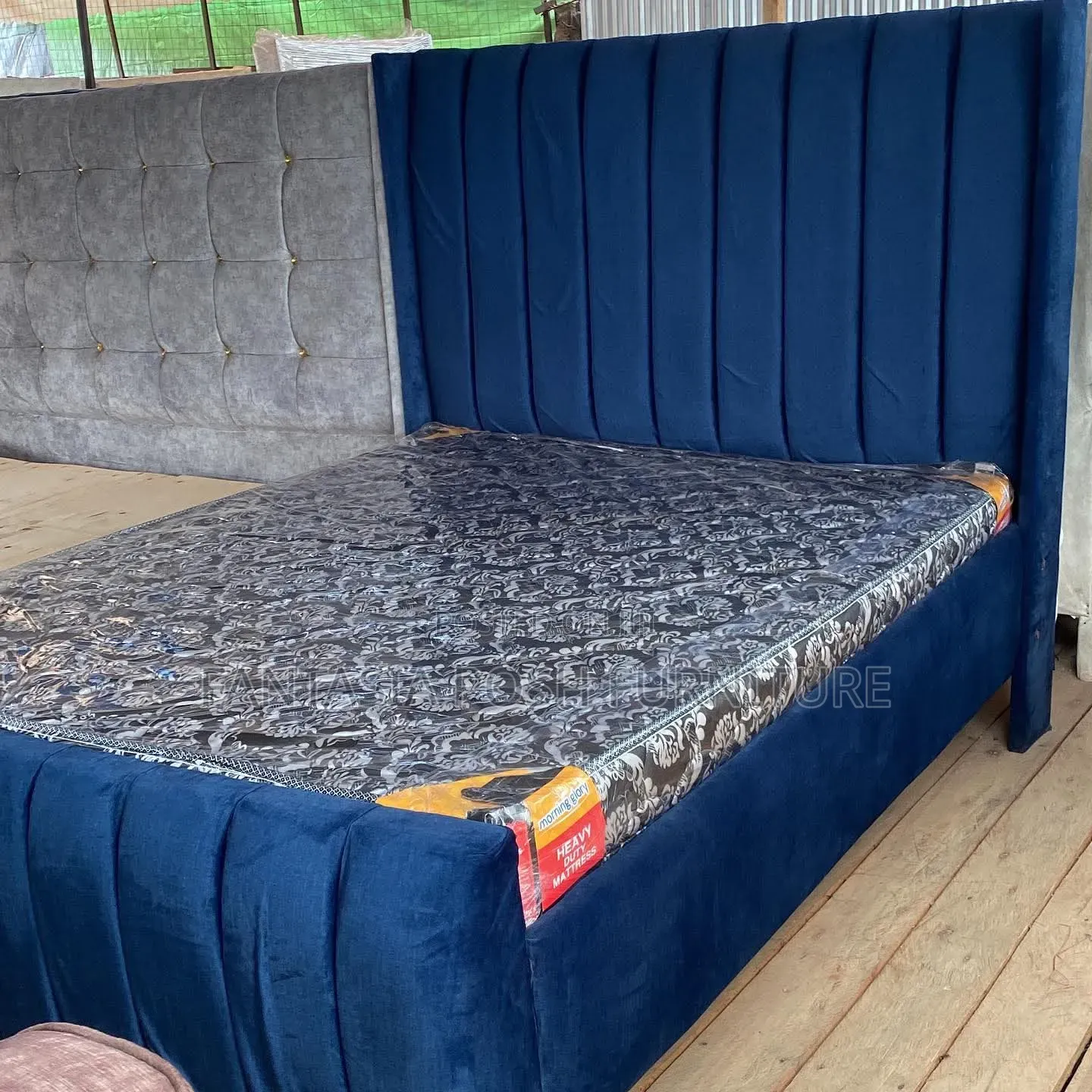 Blue Velvet Bed Size 5 by 6