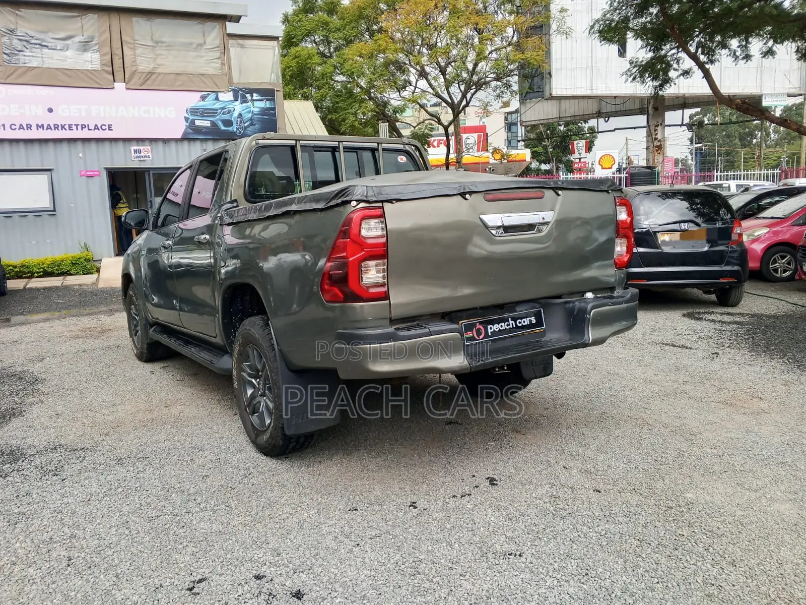 Toyota Hilux 2024 Gray