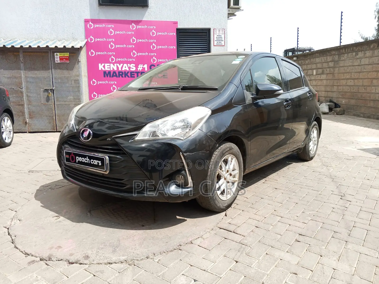 Toyota Vitz 2019 Black