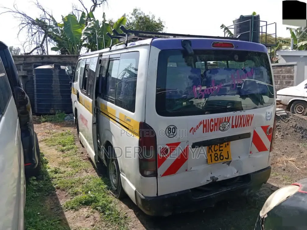 Toyota HiAce 2008 White