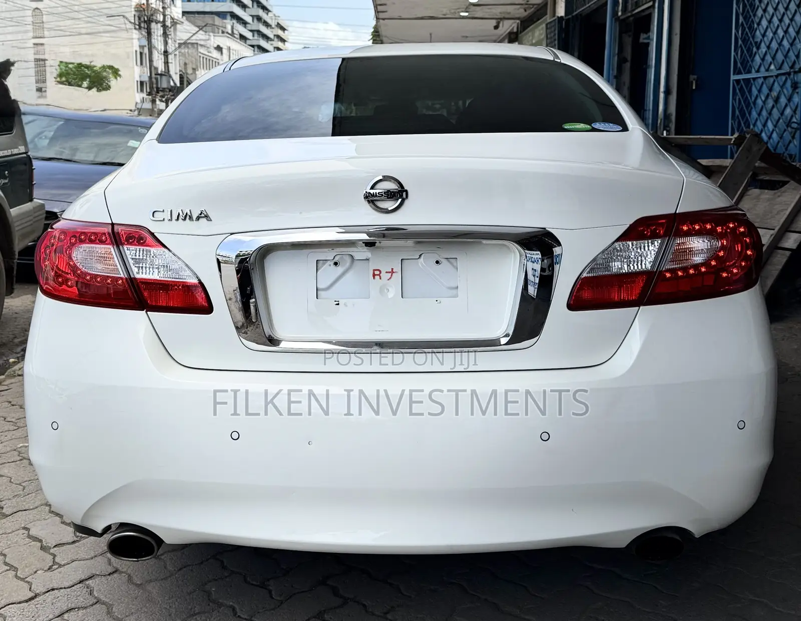 Nissan Cima 2019 White
