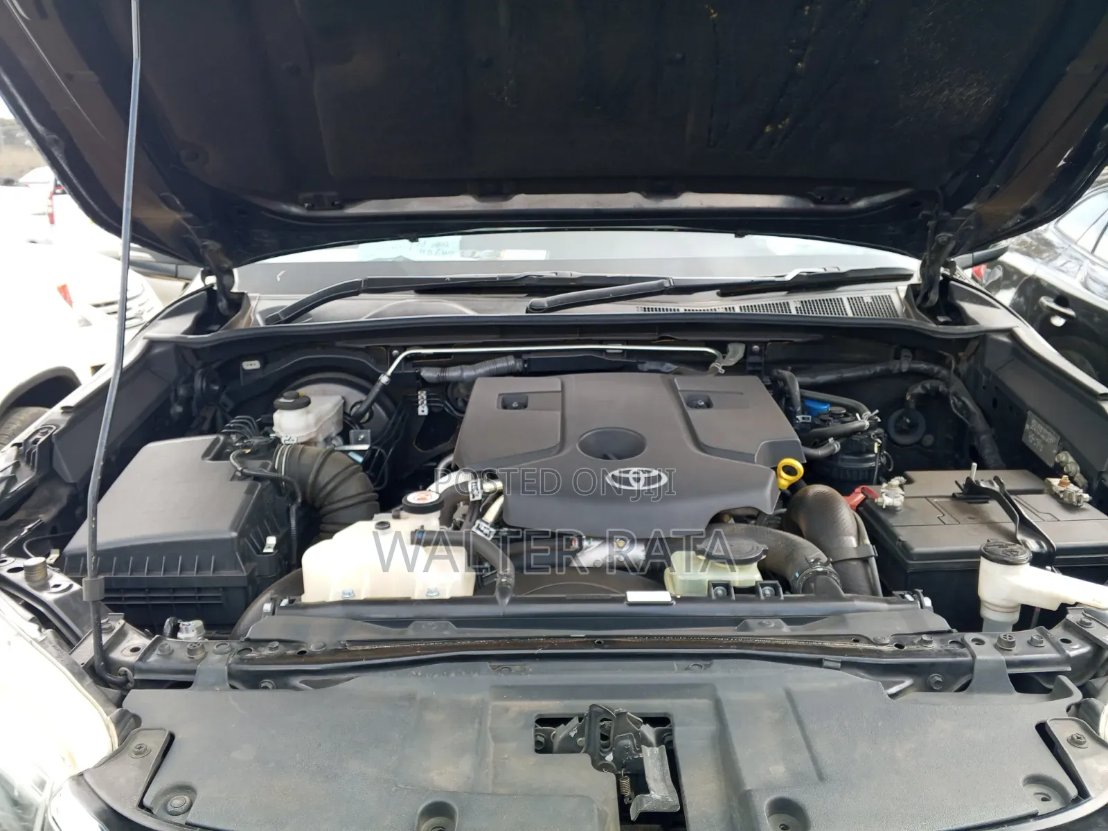 Toyota Hilux 2018 Black