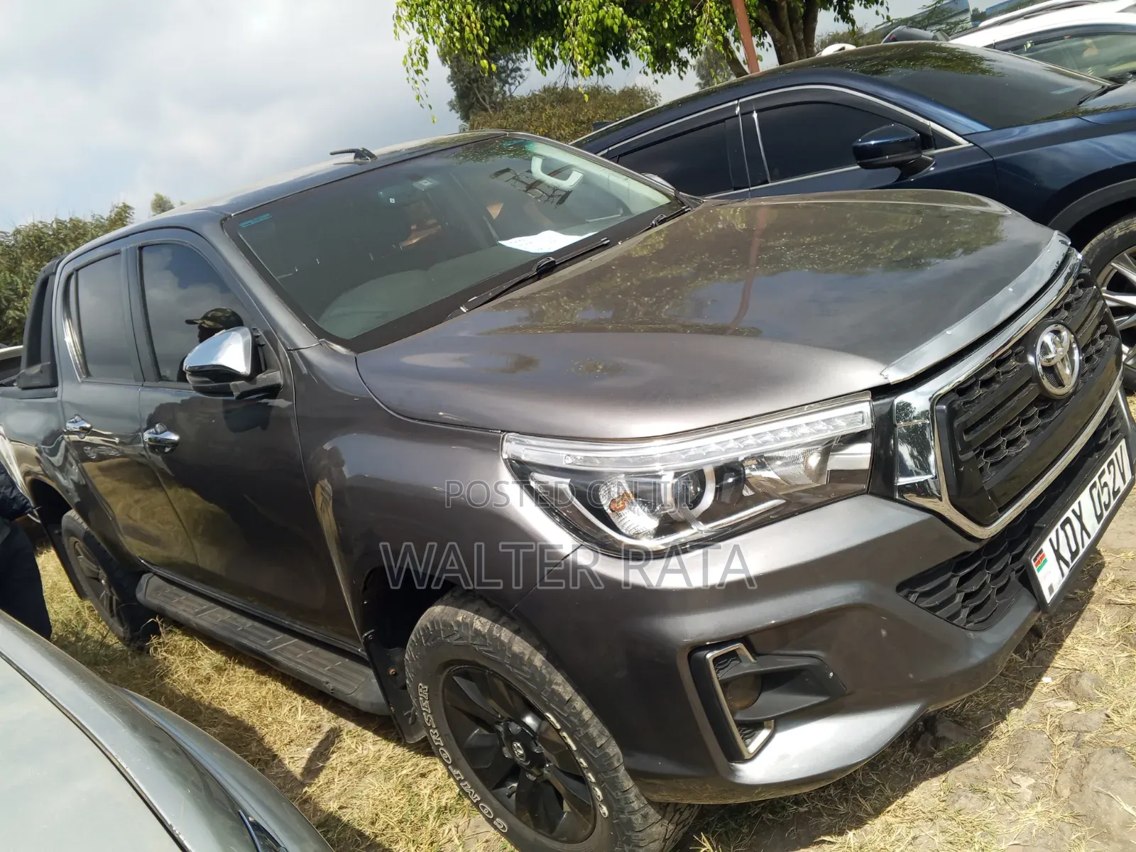 Toyota Hilux 2018 Gray