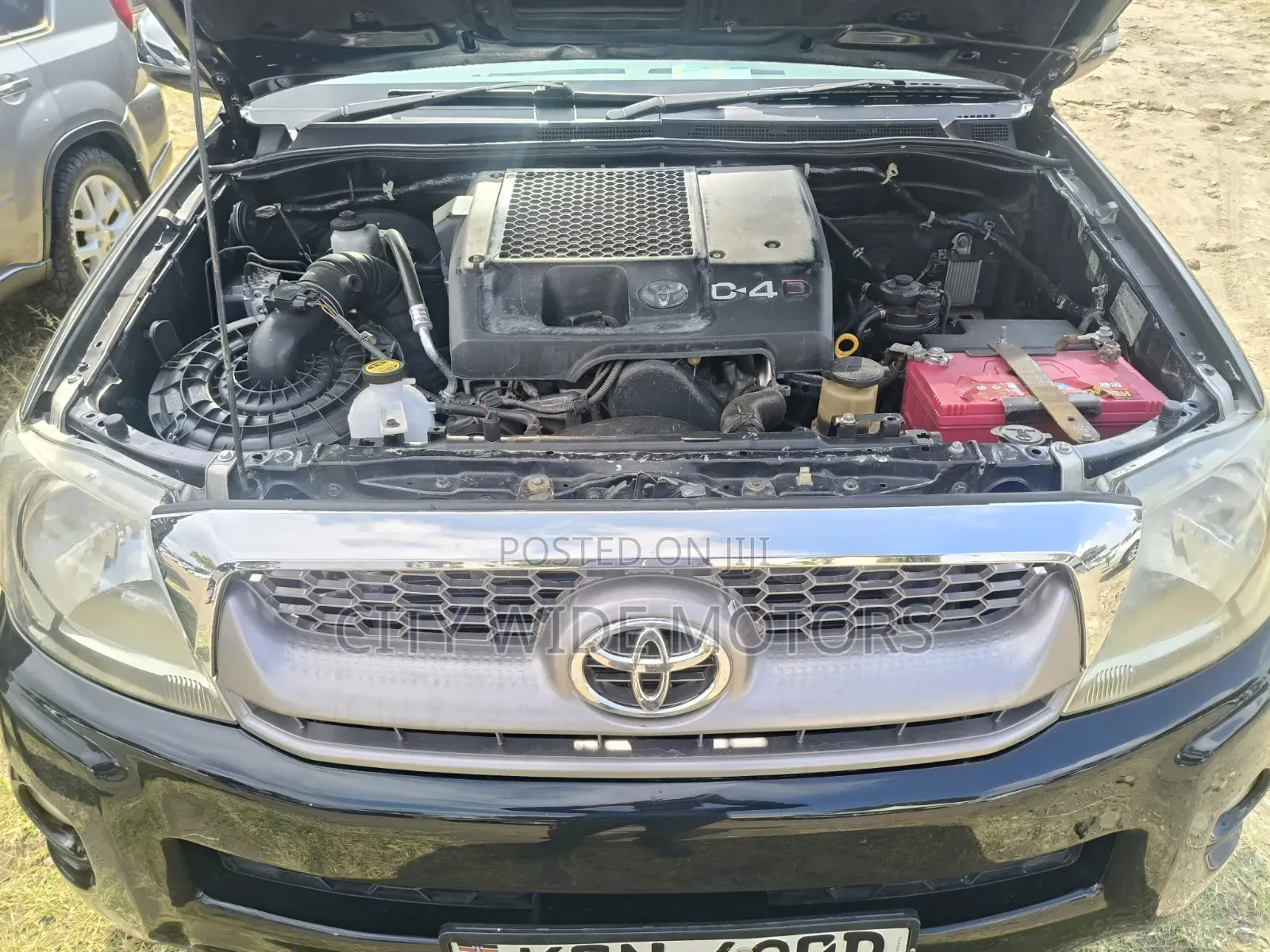 Toyota Hilux 2010 Black