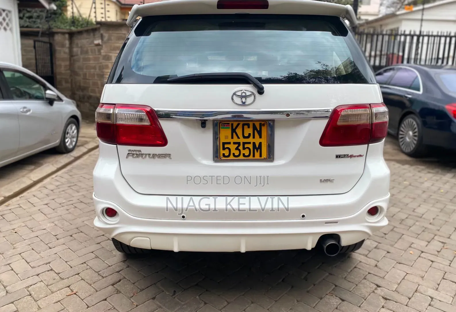 Toyota Fortuner 3.0 D AWD 2010 White