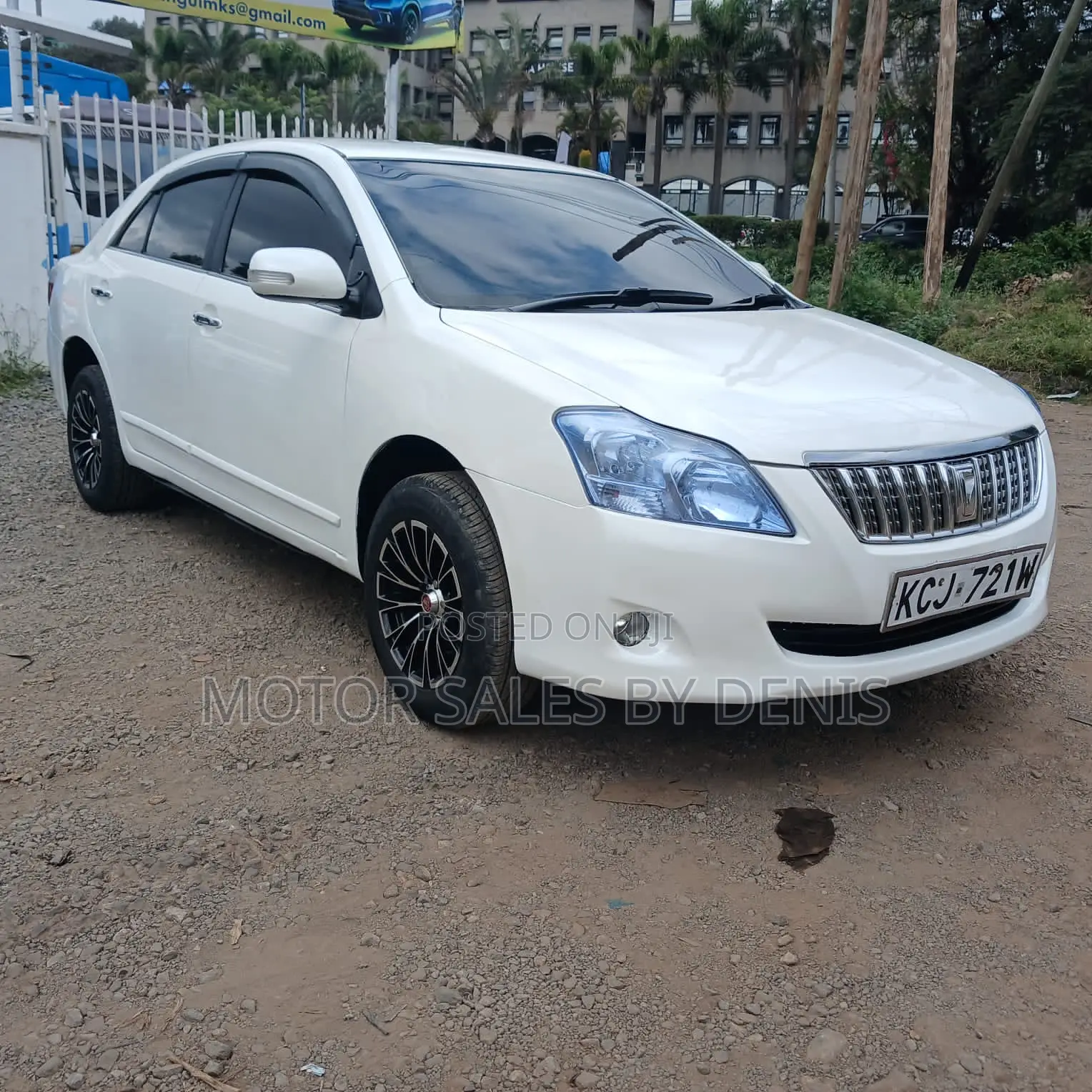 Toyota Premio 2.0 FWD 2009 White