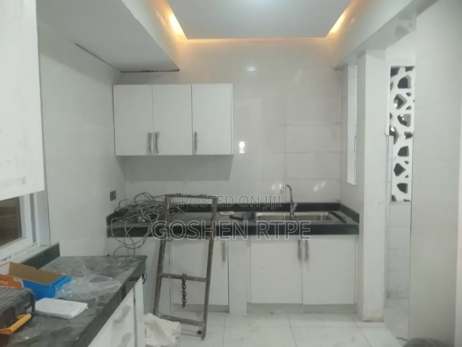 2bdrm Apartment in Bondeni Mombasa City, Tudor for rent