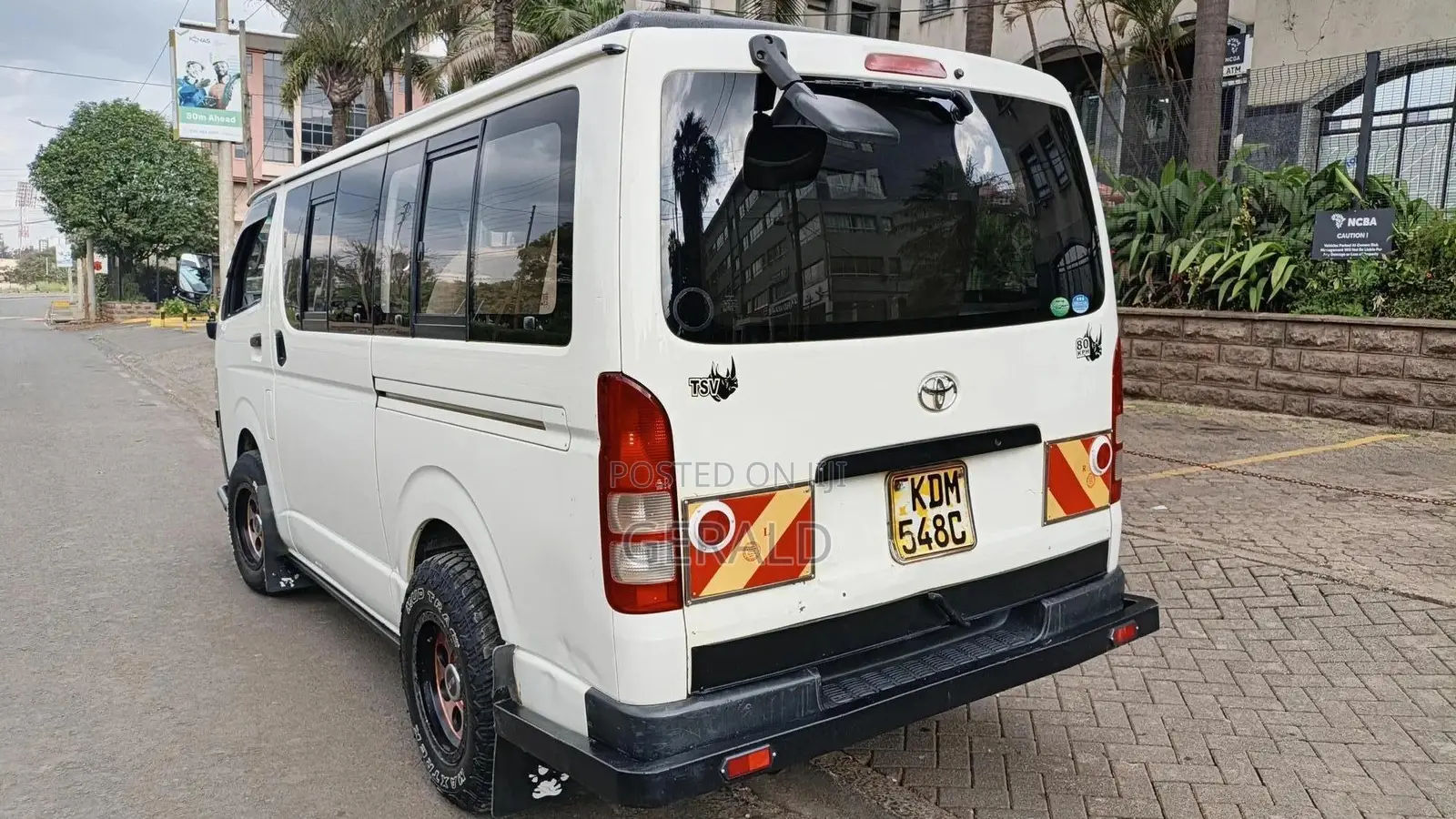 Toyota HiAce 2015 White