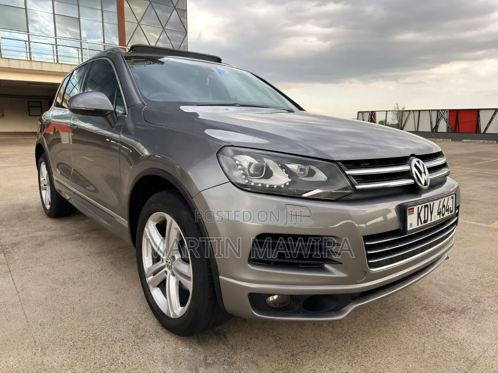 Volkswagen Touareg 2014 Gray