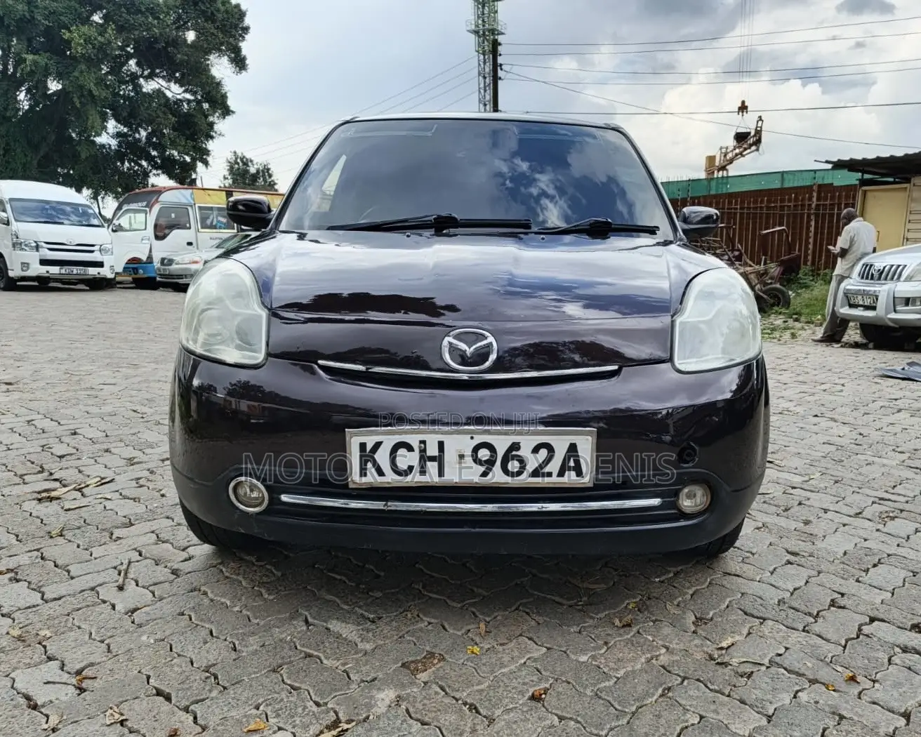 Mazda Verisa 2009