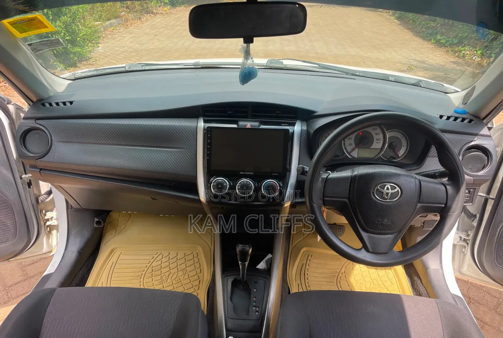 Toyota Corolla Fielder 2012 White