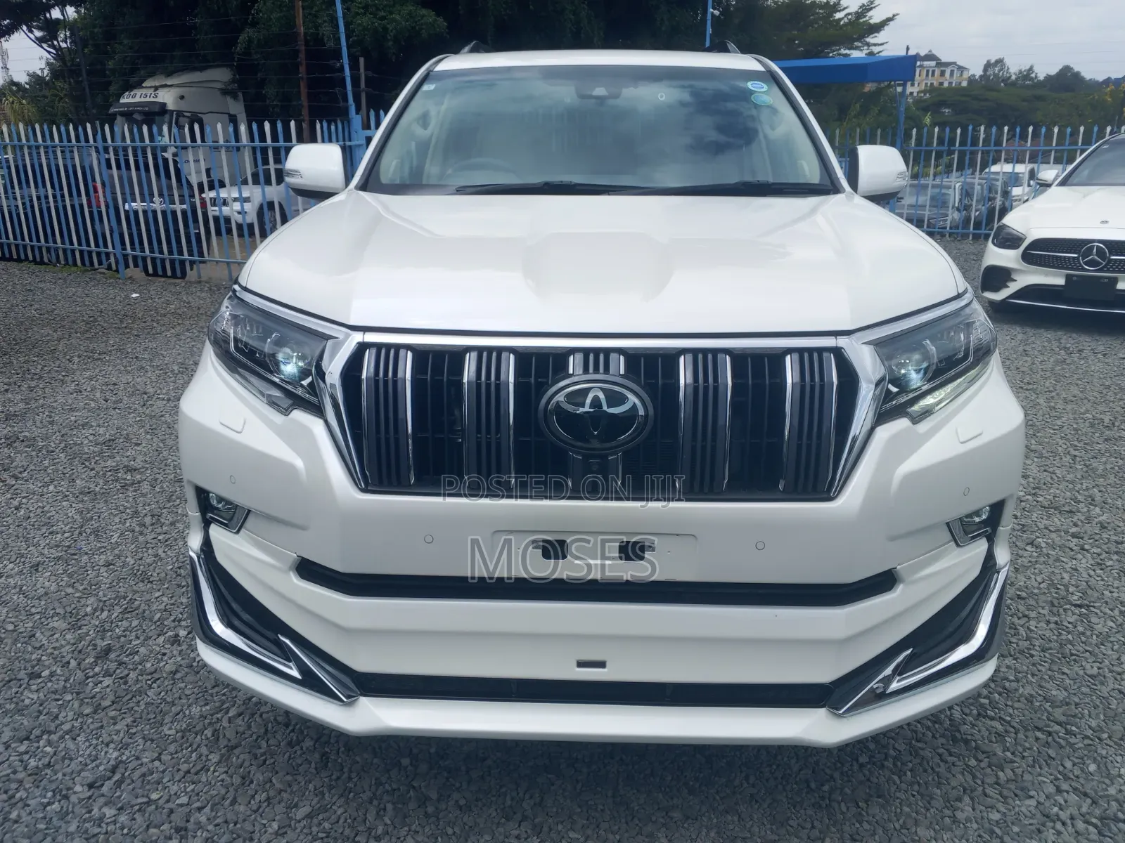 Toyota Land Cruiser Prado 2021 White