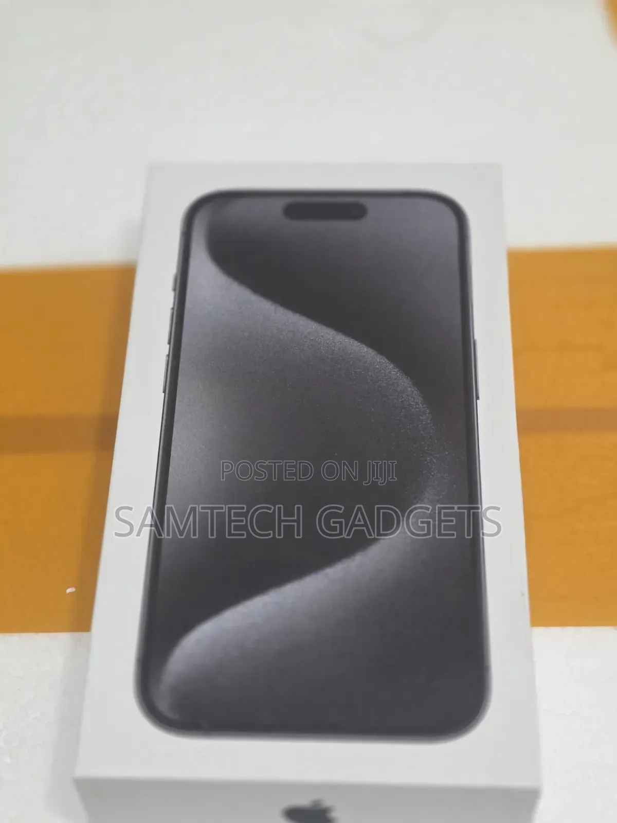 New Apple iPhone 15 Pro 256 GB Black