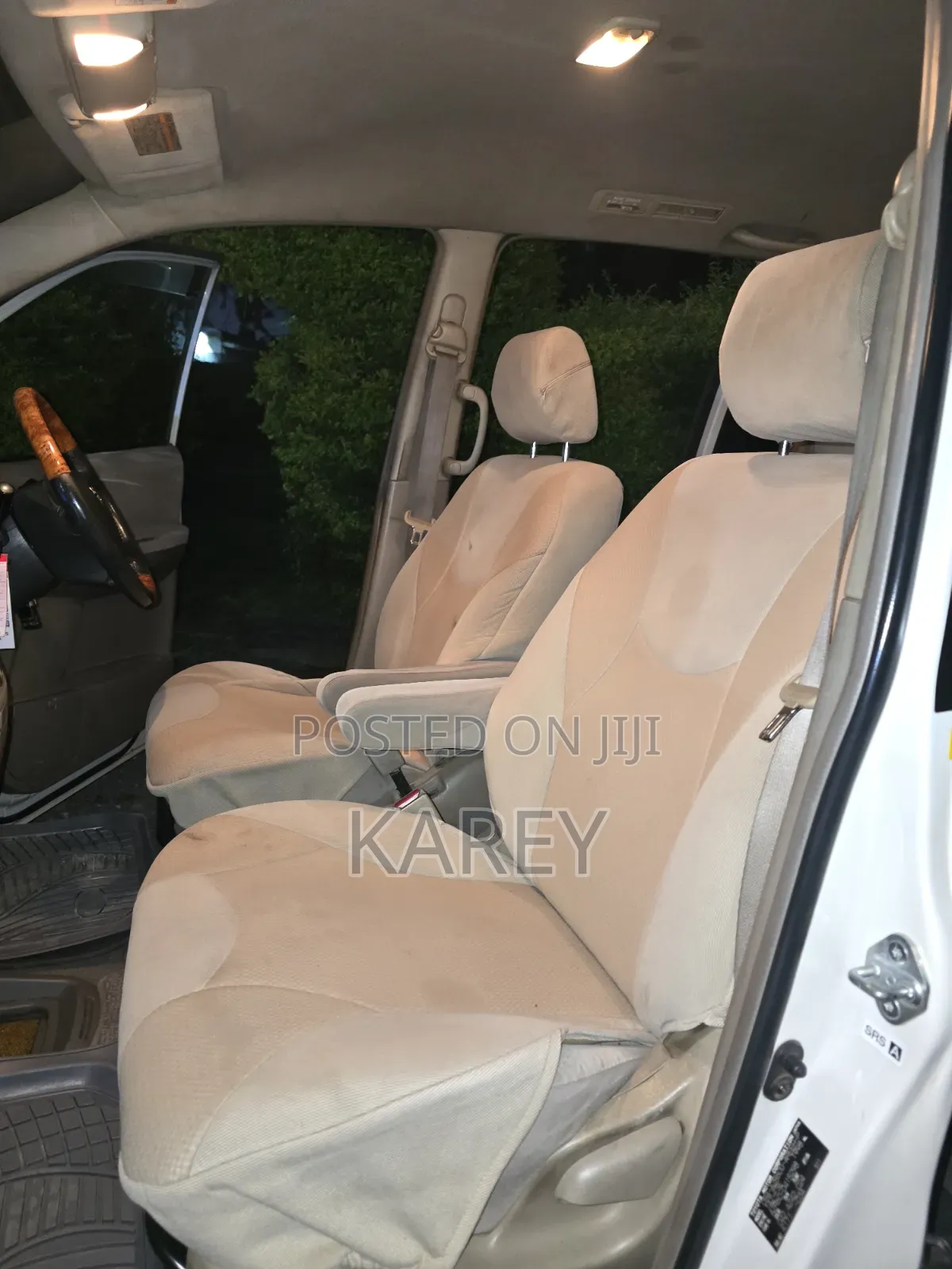 Toyota Noah 2005 White