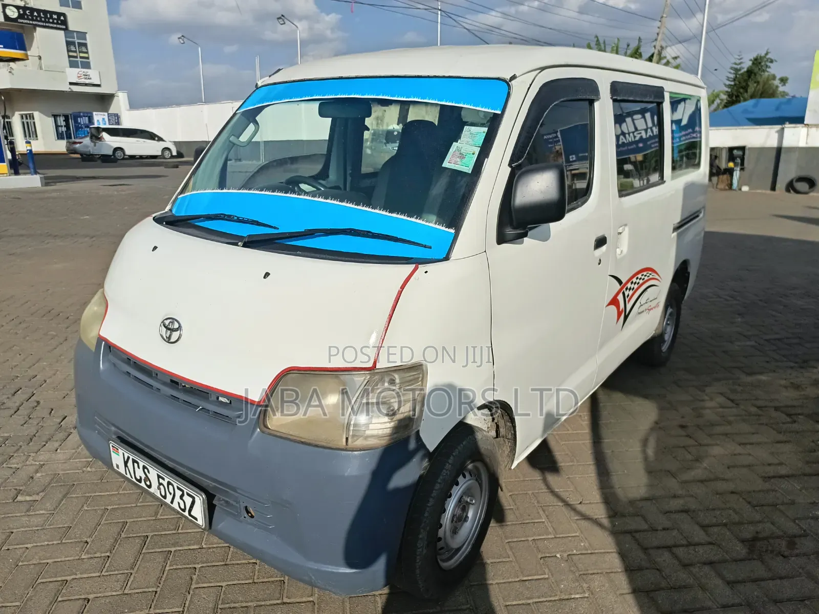 Toyota TownAce 2011 White