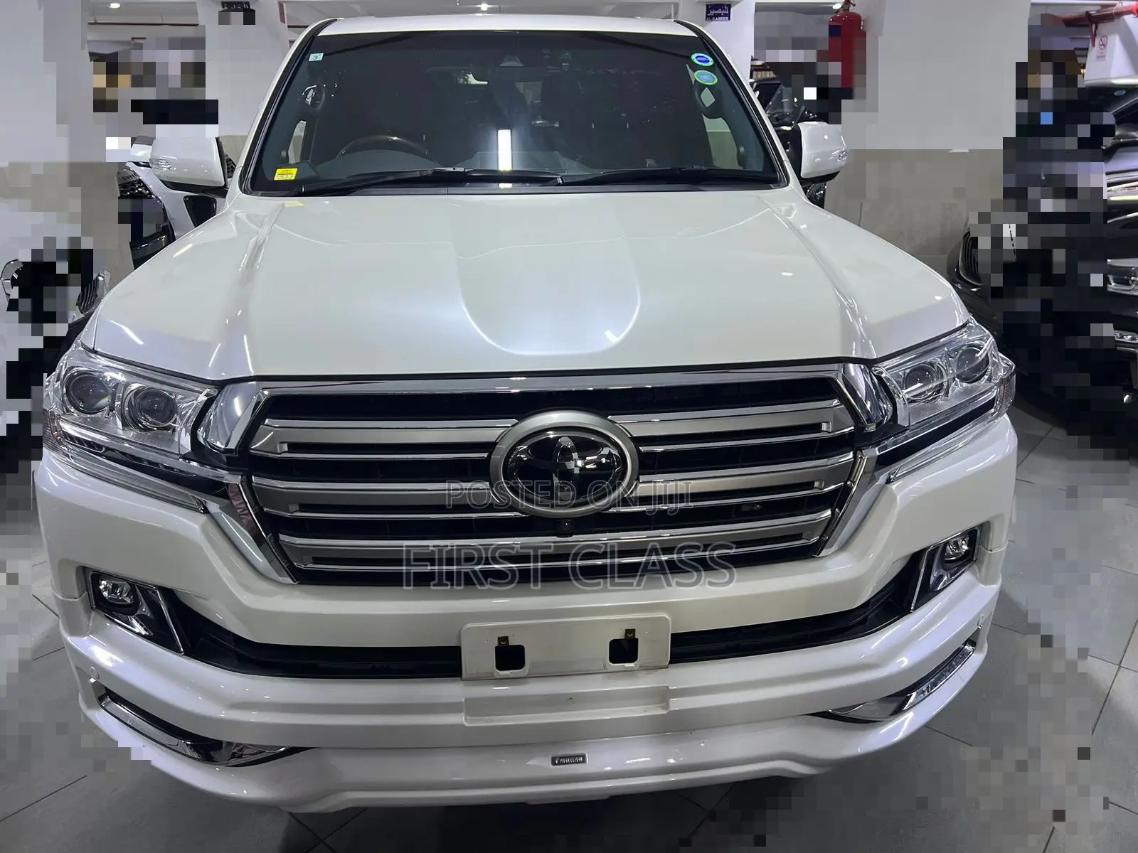 Toyota Land Cruiser 4.6 V8 ZX 2019 White