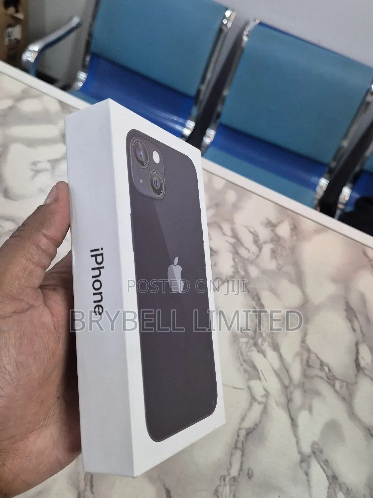 New Apple iPhone 13 128 GB Black