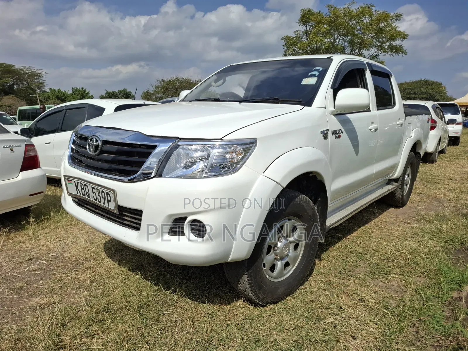 Toyota Hilux 2012 Off white