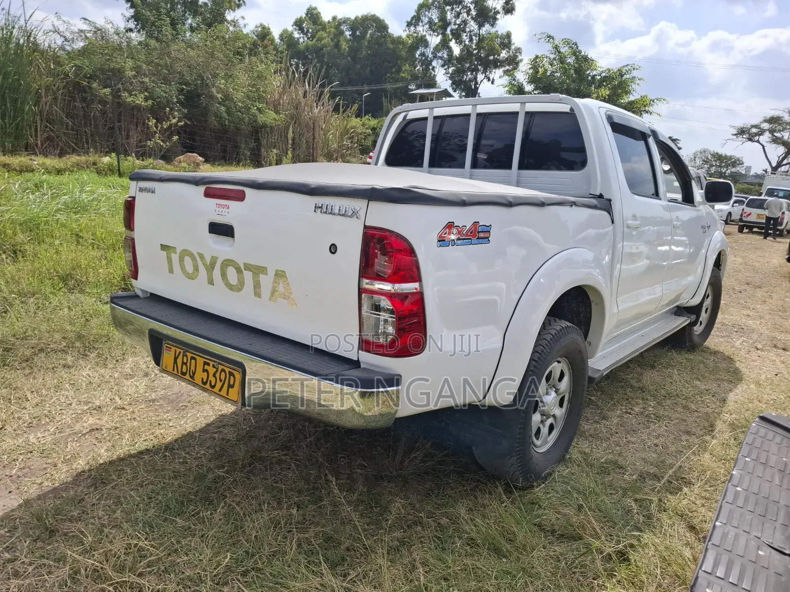 Toyota Hilux 2012 Off white