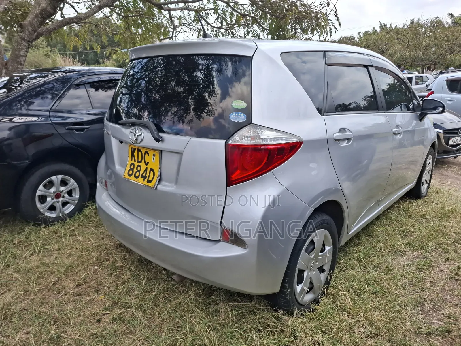 Toyota Ractis 2014 Silver