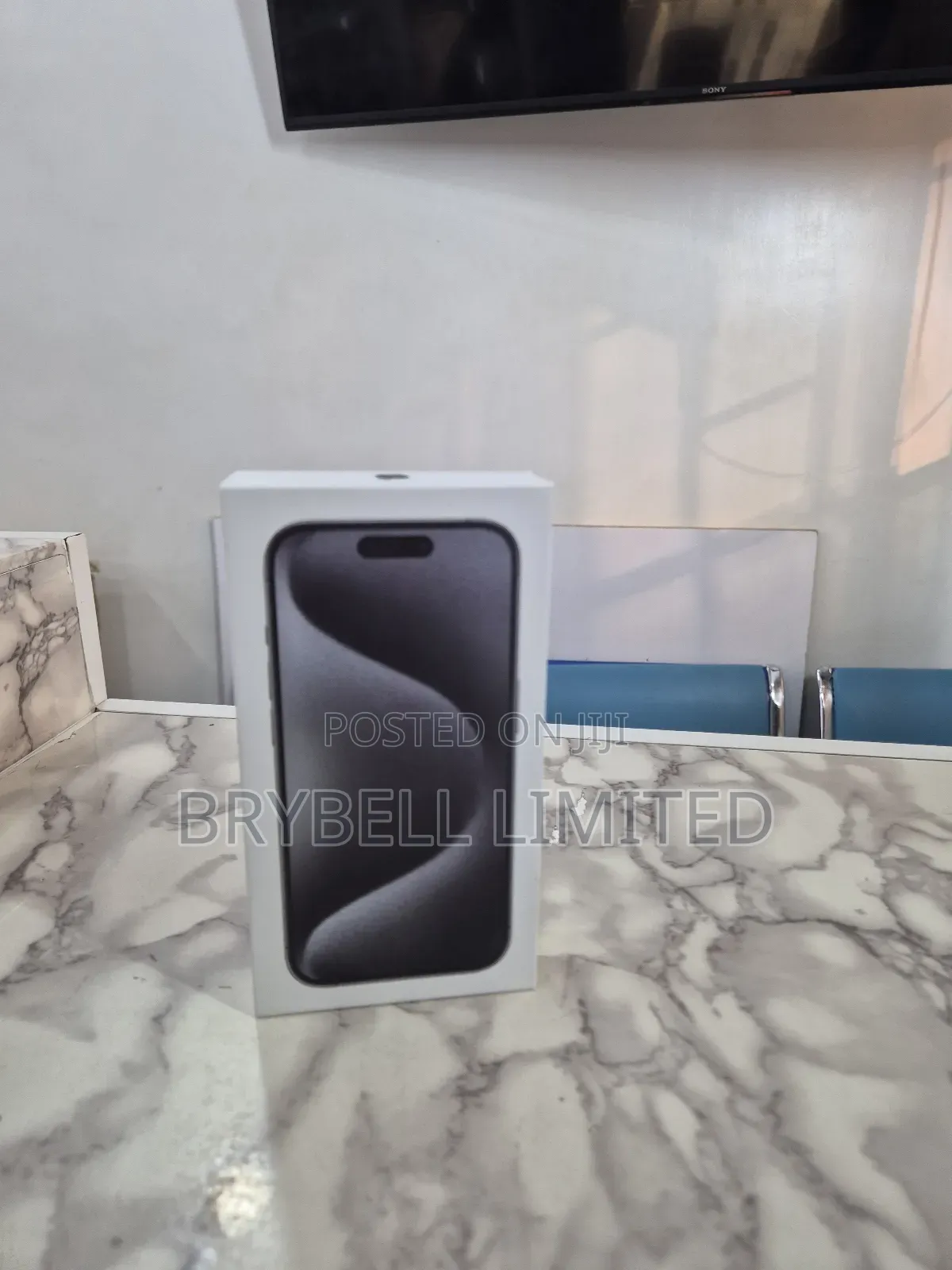 New Apple iPhone 15 Pro Max 256 GB Blue