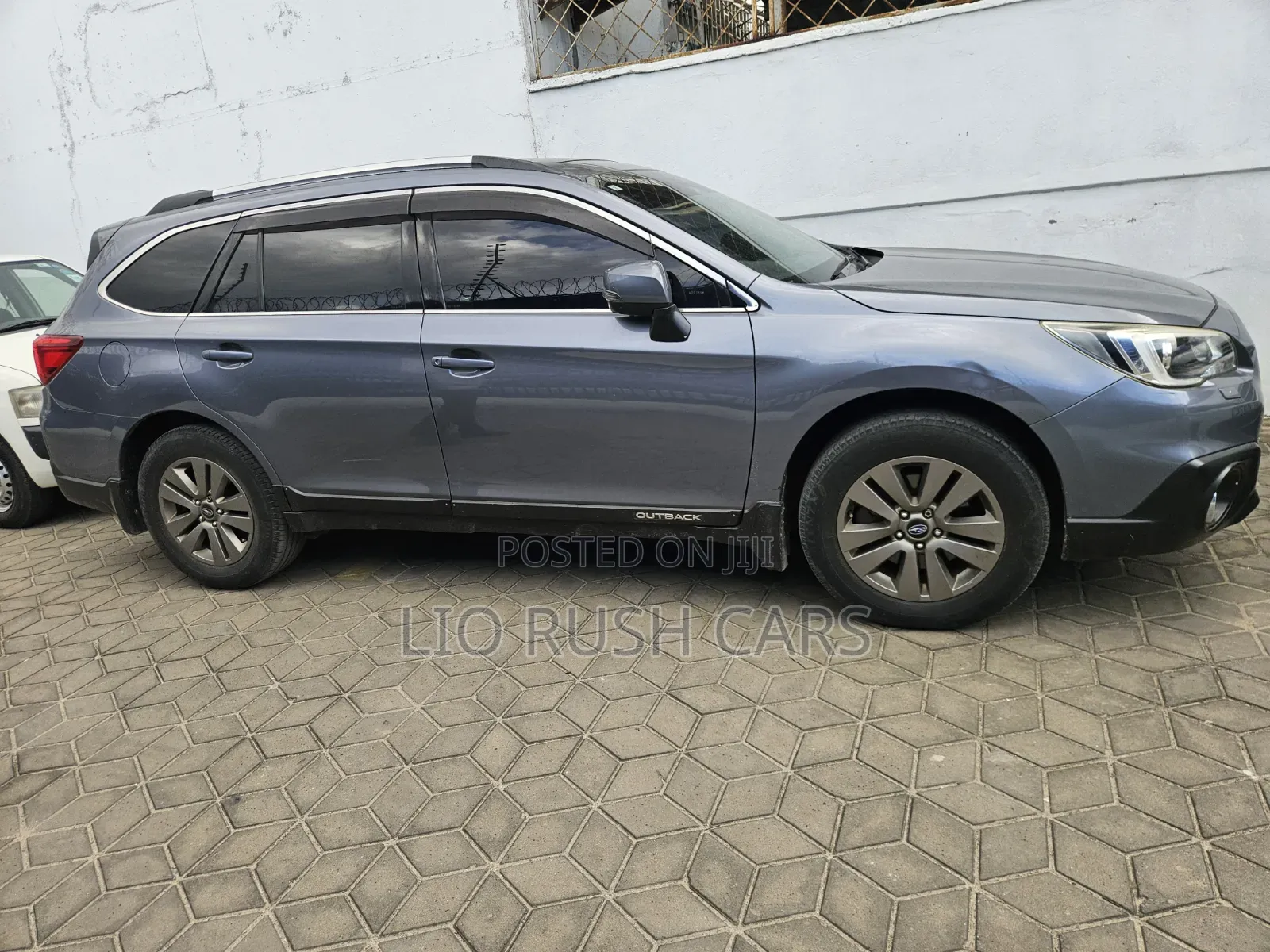 Subaru Outback 2018 Blue
