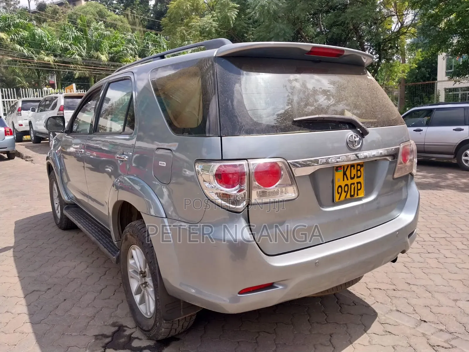 Toyota Fortuner 2014 Gold