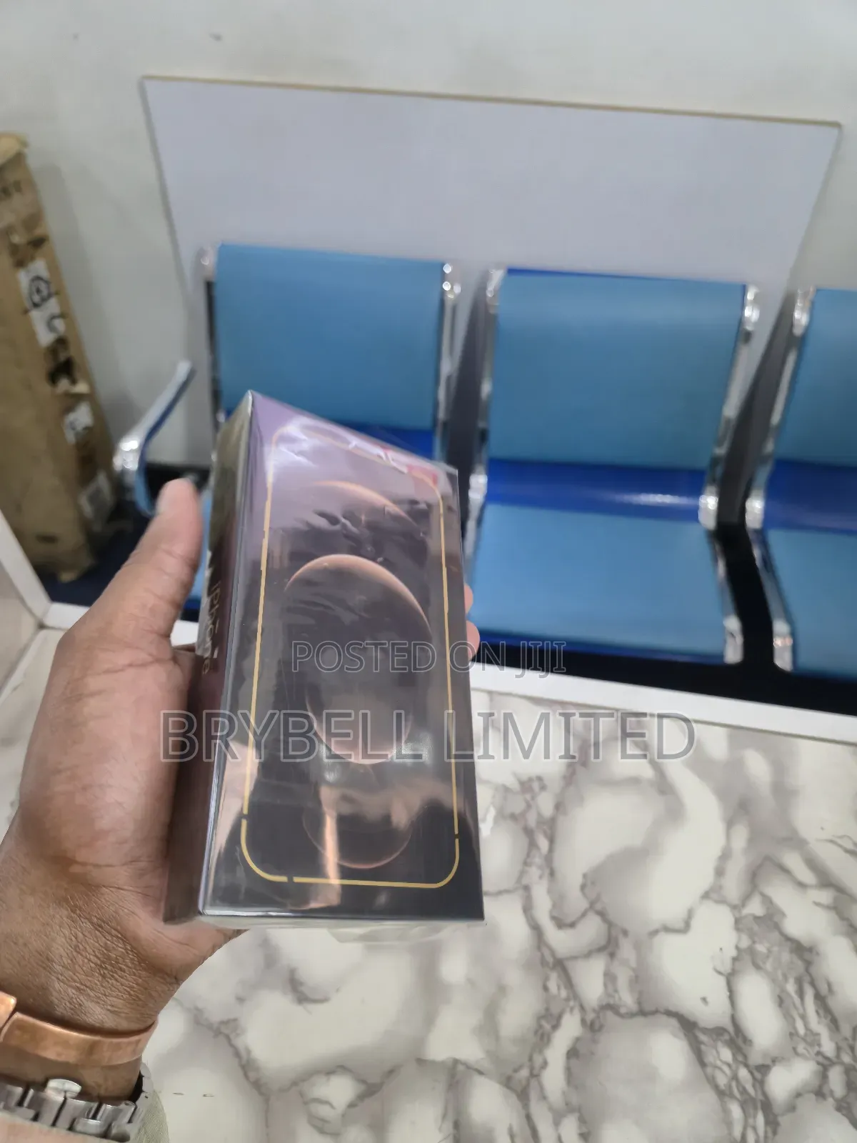 New Apple iPhone 12 Pro 256 GB Gold
