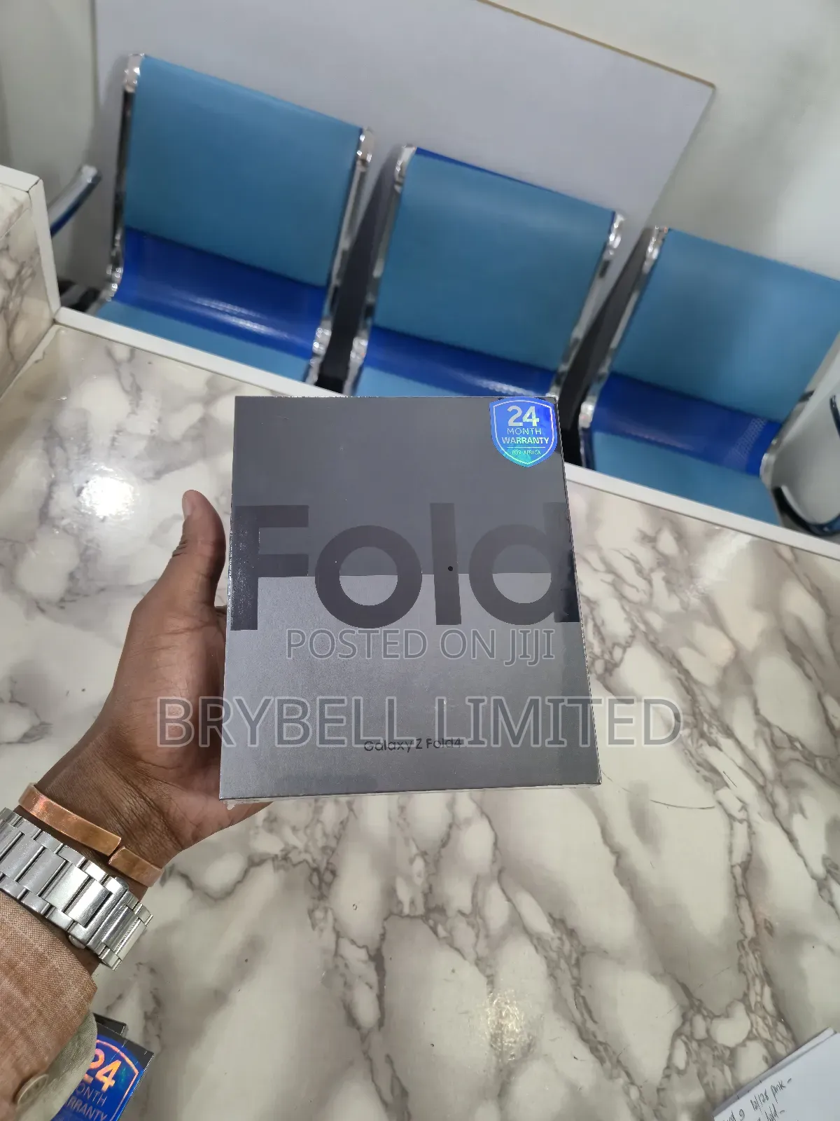 New Samsung Galaxy Z Fold4 256 GB Blue