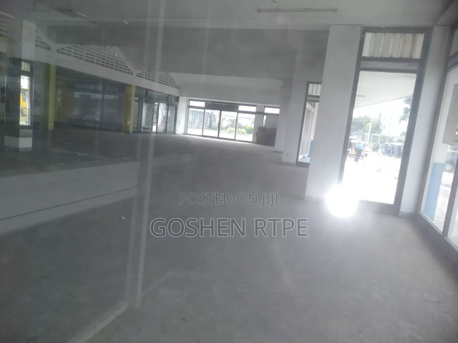 Prime Showroom/Offices at KSH to Let at Mombasa City (Island)