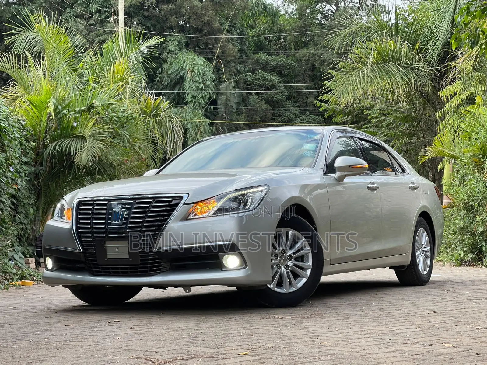 Toyota Crown 2013 Silver