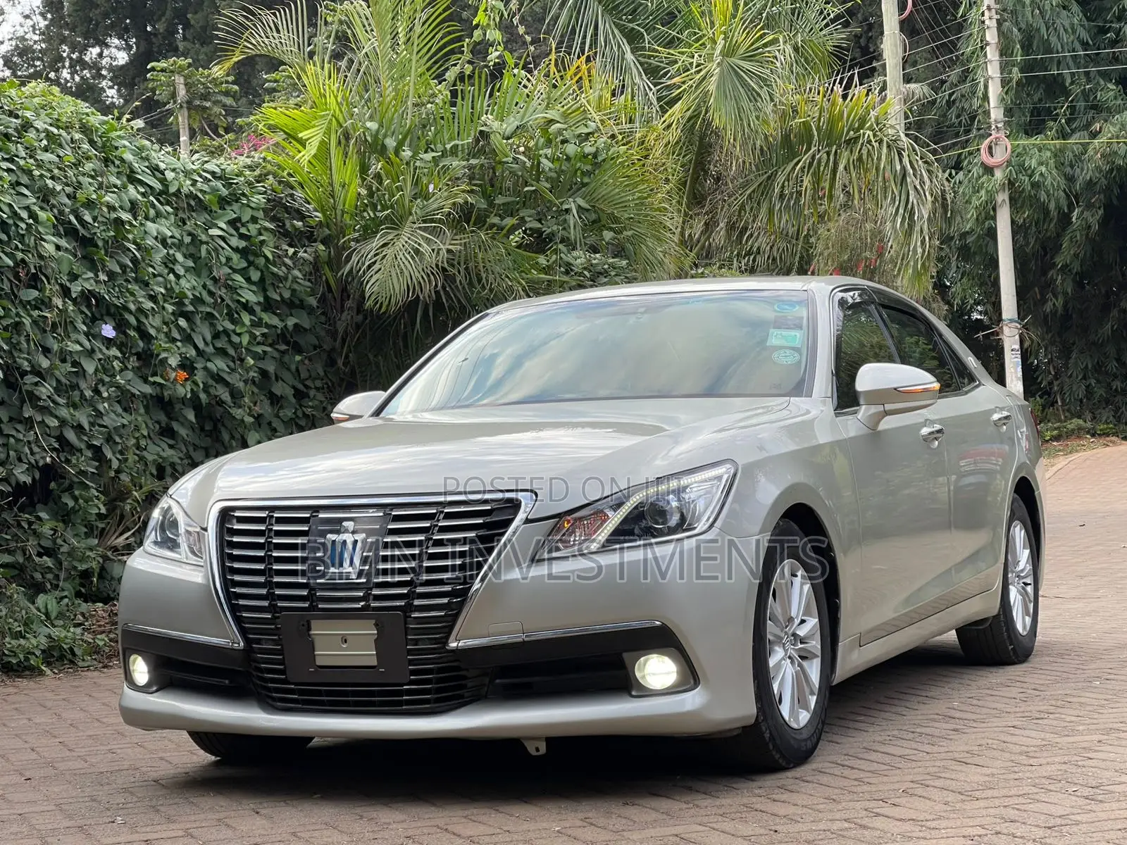 Toyota Crown 2013 Silver