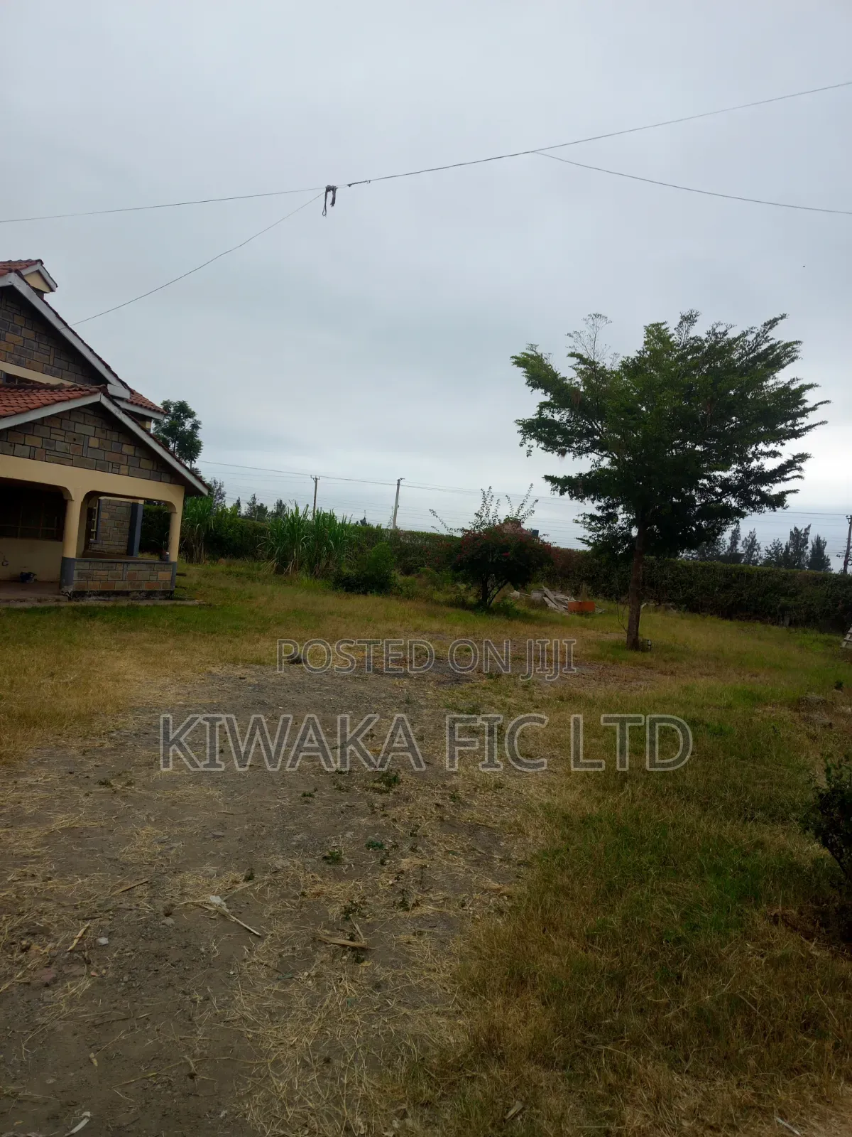 Half Acre With an 8 Bedroom Maisonette for Lease in Ruai