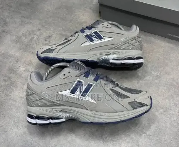 New Balance 1906r Shoes 