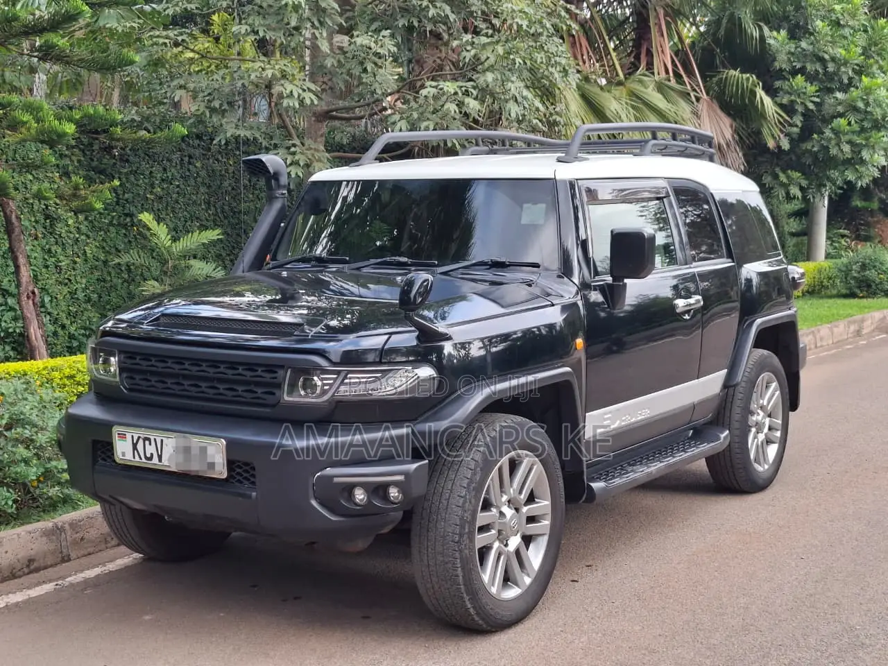 Toyota FJ Cruiser 2012 Black