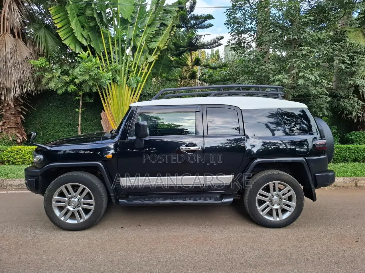 Toyota FJ Cruiser 2012 Black