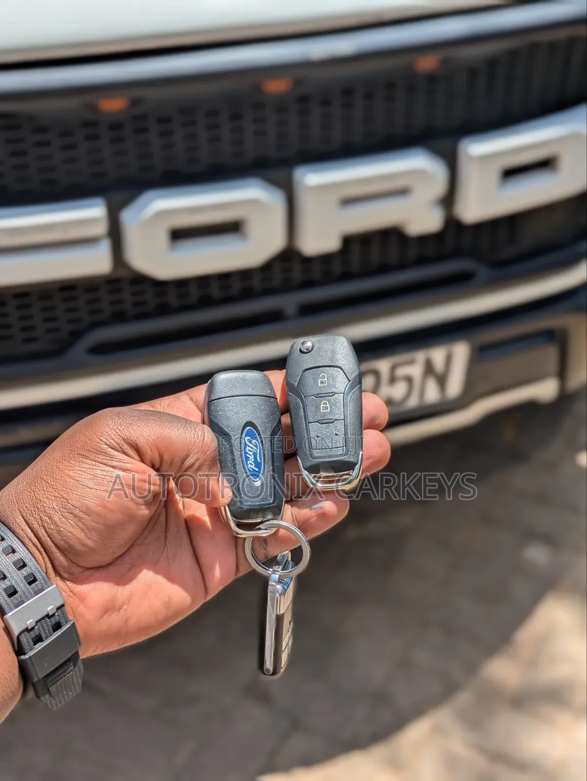 Ford Car Keys Programming and Cutting, Shell Replacement and Battery