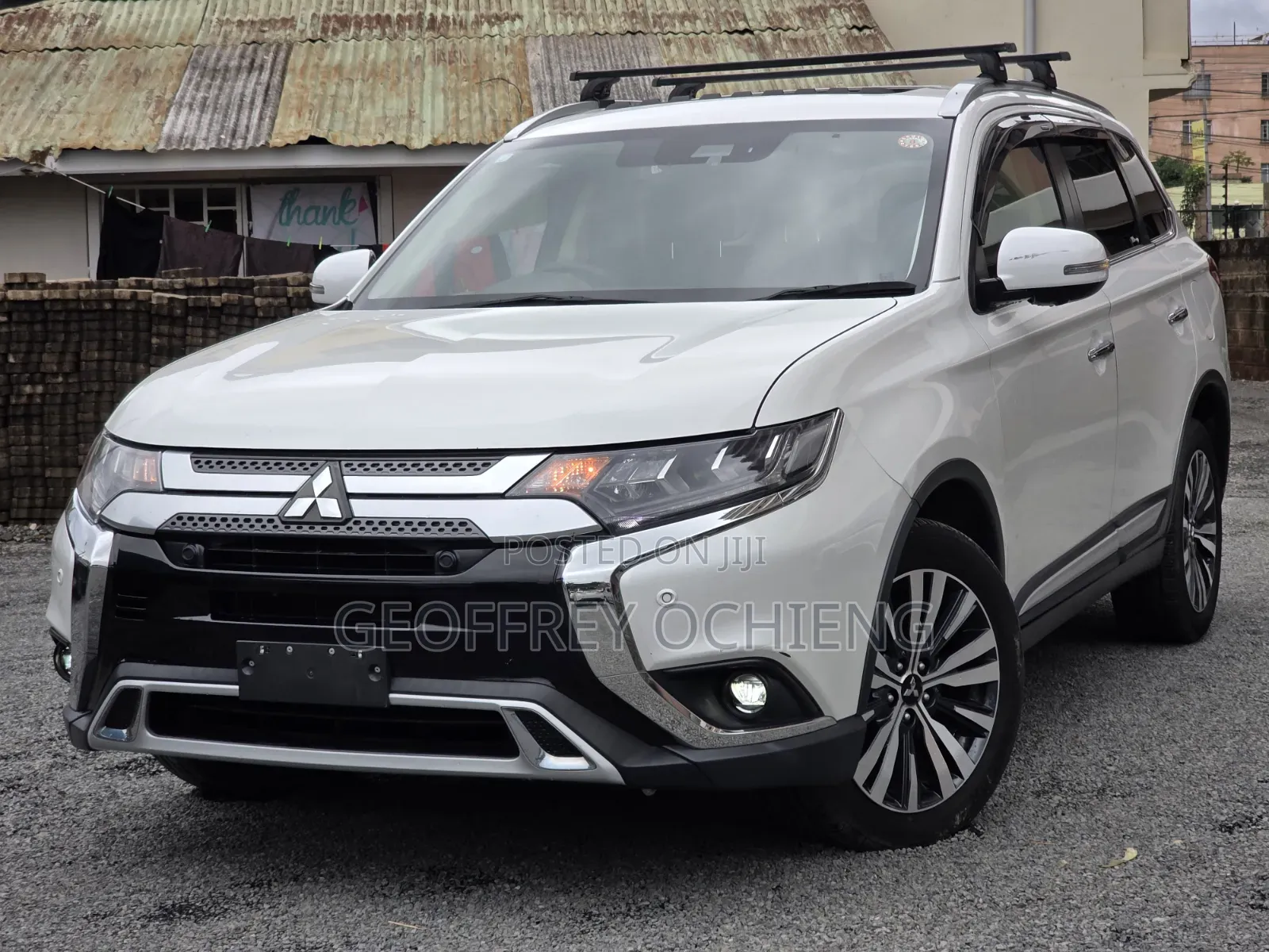 Mitsubishi Outlander 2019 White
