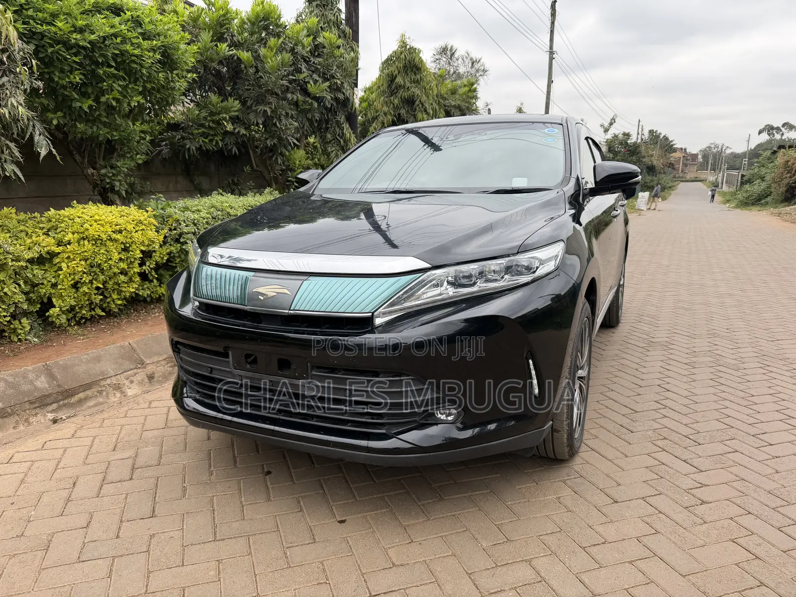 Toyota Harrier 2.0 2019 Black