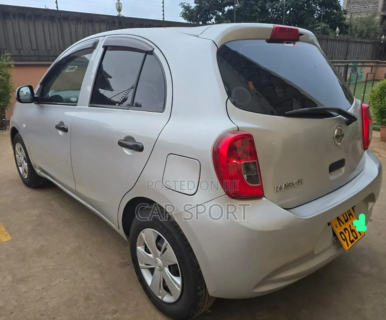 Nissan March 2013 Silver