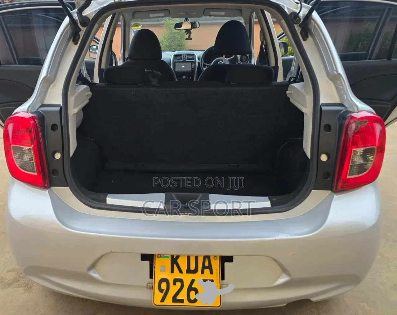 Nissan March 2013 Silver
