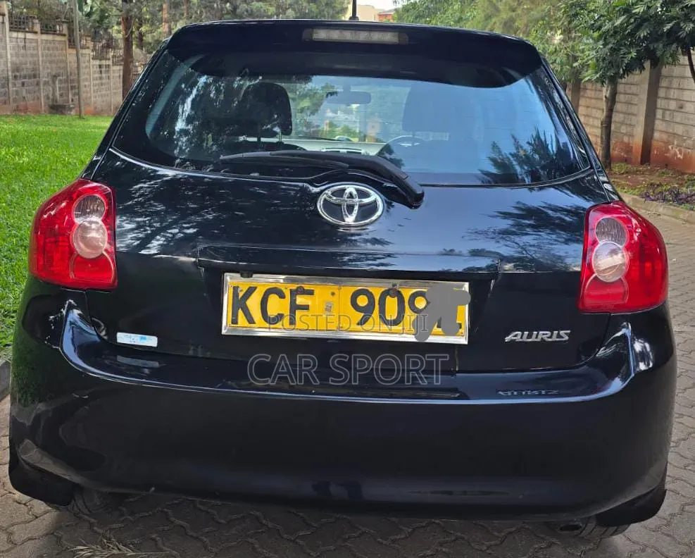 Toyota Auris 2009 Black