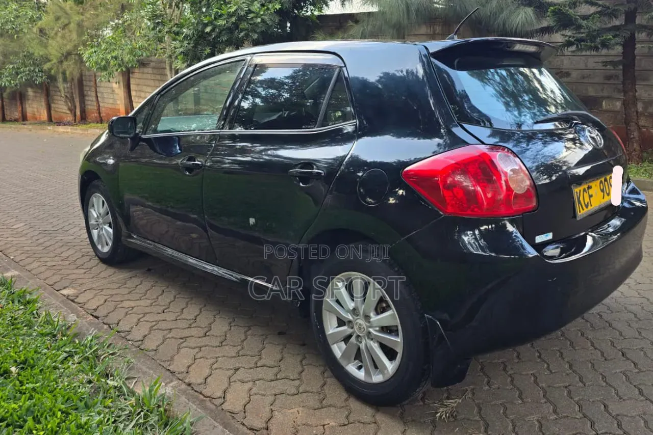 Toyota Auris 2009 Black