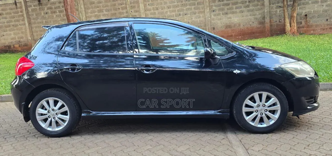 Toyota Auris 2009 Black