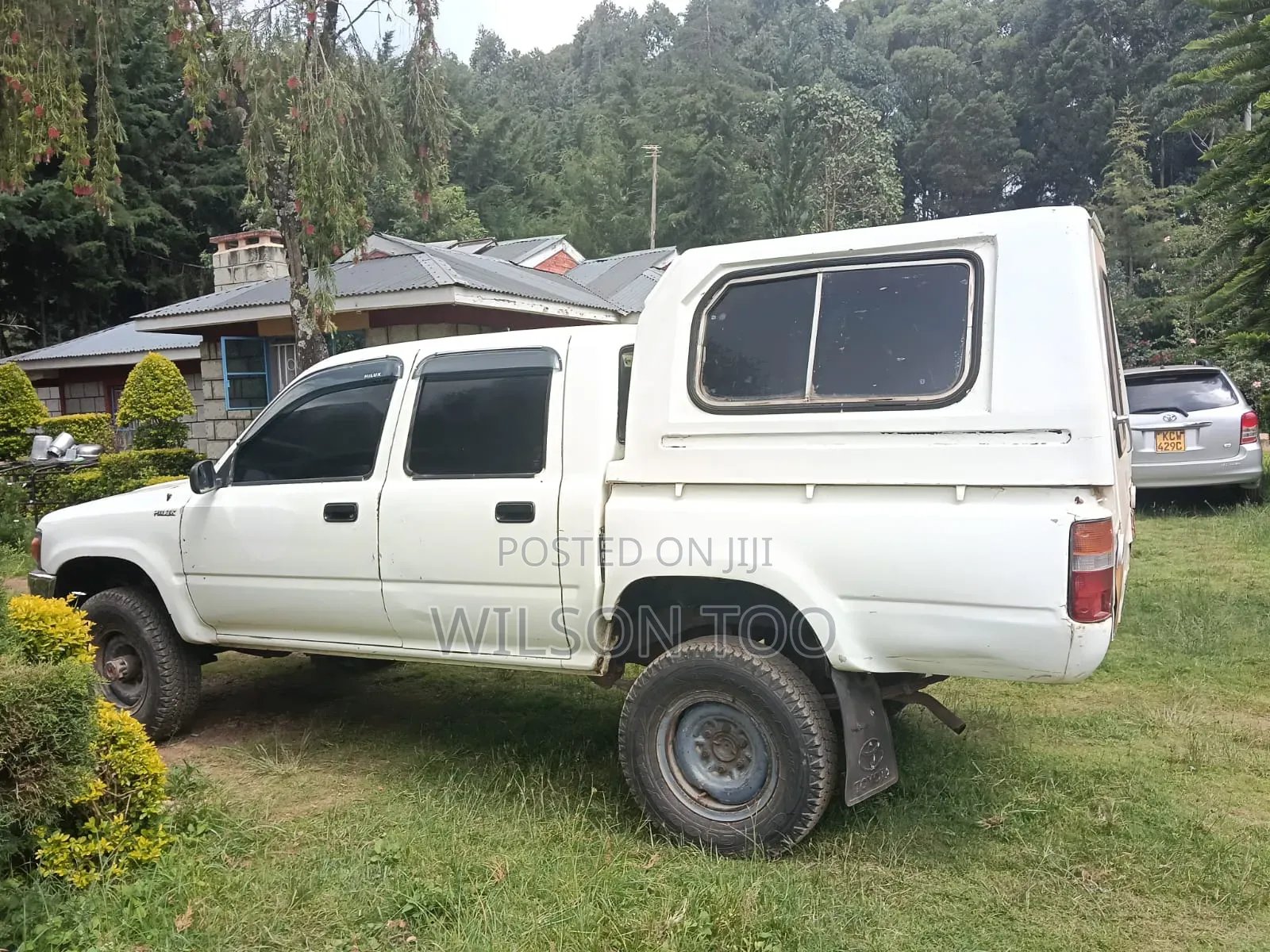 Toyota Hilux 1994 White