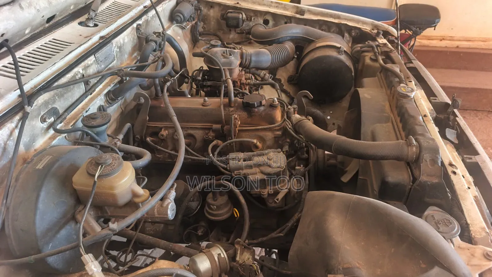 Toyota Hilux 1994 White